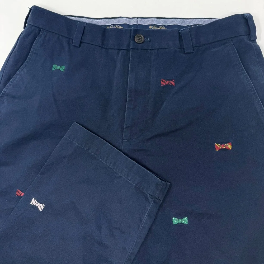 Brooks Brothers Clark Navy Blue Embroidered Bow Tie Critter Chinos Mens 34x32